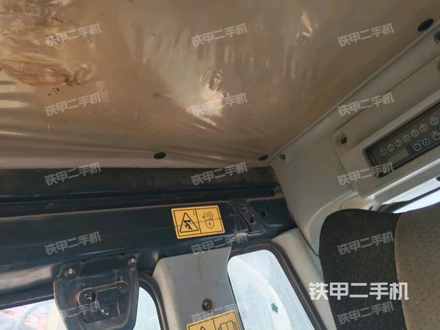 驾驶室左前45度（驾驶室部分）