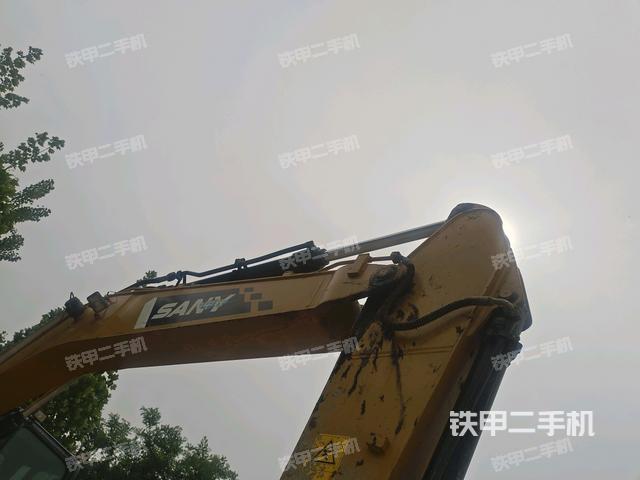 大臂整體?右側(cè)(工作和回轉(zhuǎn)裝置) 大臂整體?右側(cè)(工作和回轉(zhuǎn)裝置)