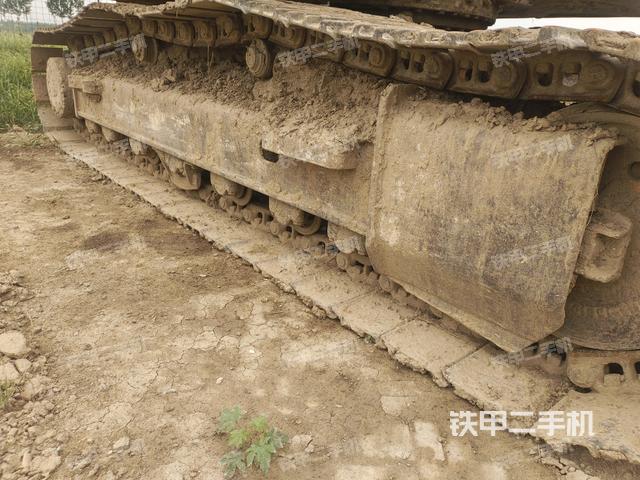 右側(cè)行走馬達(dá)蓋板(行走機(jī)構(gòu)) 右側(cè)行走馬達(dá)蓋板(行走機(jī)構(gòu))