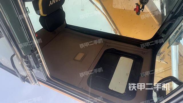 頂棚整體（駕駛室部分）