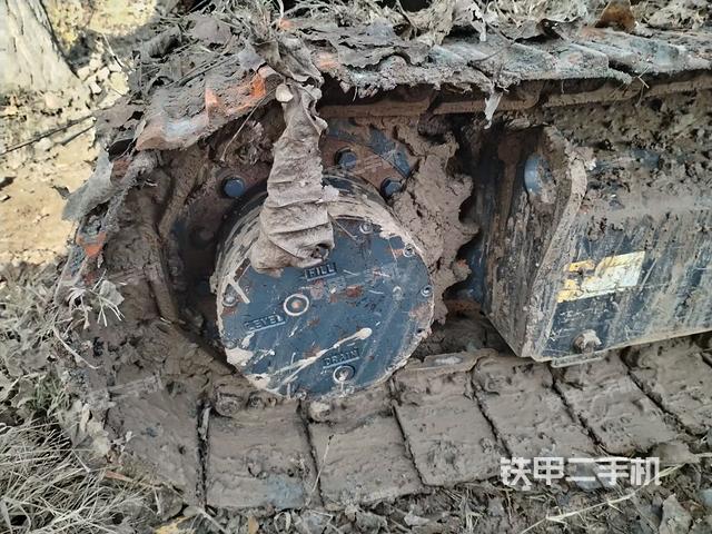 左驱动轮(行走机构) 左驱动轮(行走机构)