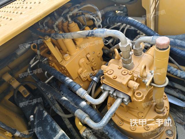 回转马达(上车部件) 回转马达(上车部件)