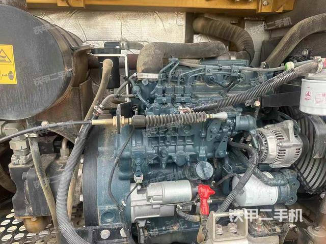 發(fā)動機整體俯視（整機外觀）