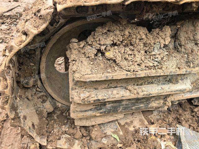 左驱动轮(行走机构) 左驱动轮(行走机构)