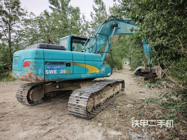 右后45(整機(jī)外觀) 右后45(整機(jī)外觀)