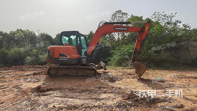 斗山DX55-9C挖掘機(jī)