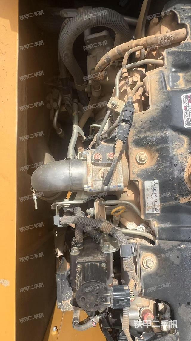 氣門室蓋螺絲特寫（上車部件）