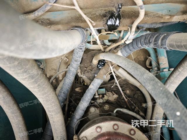 中央回轉(zhuǎn)接頭特寫(上車部件) 中央回轉(zhuǎn)接頭特寫(上車部件)