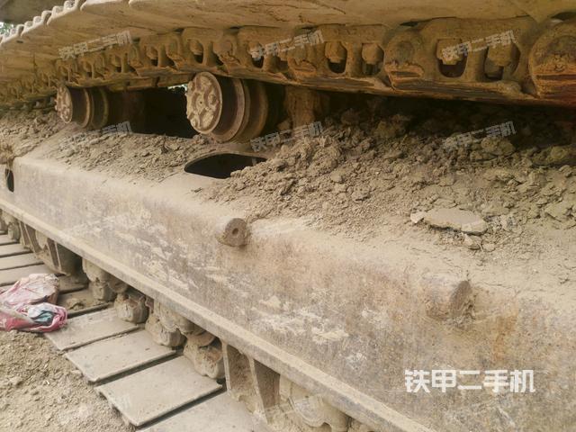 左側(cè)行走馬達蓋板(行走機構(gòu)) 左側(cè)行走馬達蓋板(行走機構(gòu))