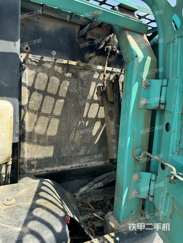 散熱器室(大件艙室) 散熱器室(大件艙室)
