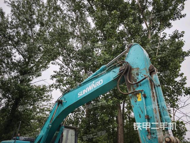 小臂整體右前(工作和回轉(zhuǎn)裝置) 小臂整體右前(工作和回轉(zhuǎn)裝置)