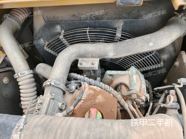 駕駛室頂部俯視(上車部件) 駕駛室頂部俯視(上車部件)