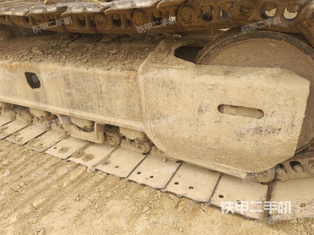 左驱动轮(行走机构) 左驱动轮(行走机构)