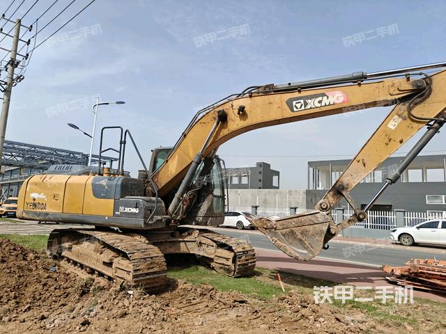 右前45(整機(jī)外觀) 右前45(整機(jī)外觀)