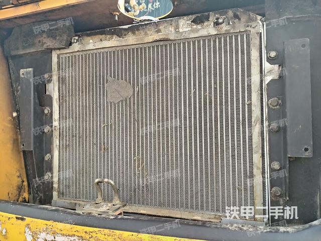 散熱器室(大件艙室) 散熱器室(大件艙室)