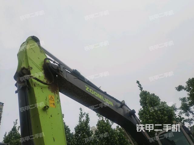 大臂整体 右侧（工作和回转装置）