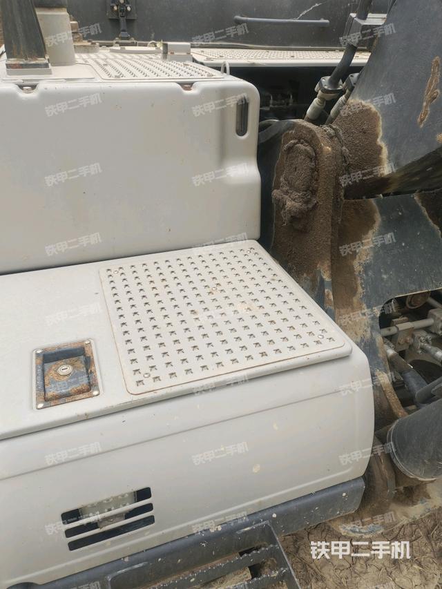 大臂根部 斜视（工作和回转装置）