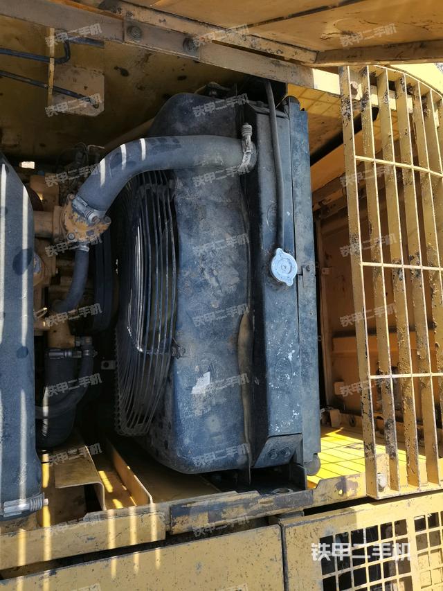 水箱+风扇特写(上车部件) 水箱+风扇特写(上车部件)