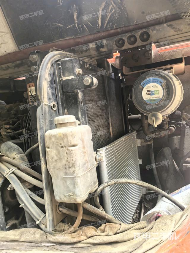 散熱器室(大件艙室) 散熱器室(大件艙室)