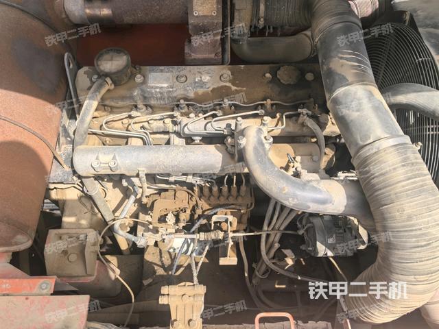 發(fā)動(dòng)機(jī)整體俯視(整機(jī)外觀) 發(fā)動(dòng)機(jī)整體俯視(整機(jī)外觀)