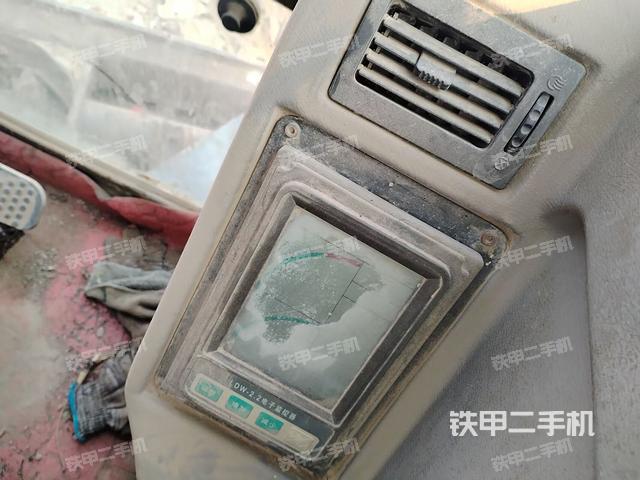 顯示屏?(駕駛室部分) 顯示屏?(駕駛室部分)