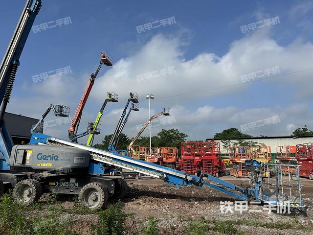 整机左侧（设备外观及核心部件）