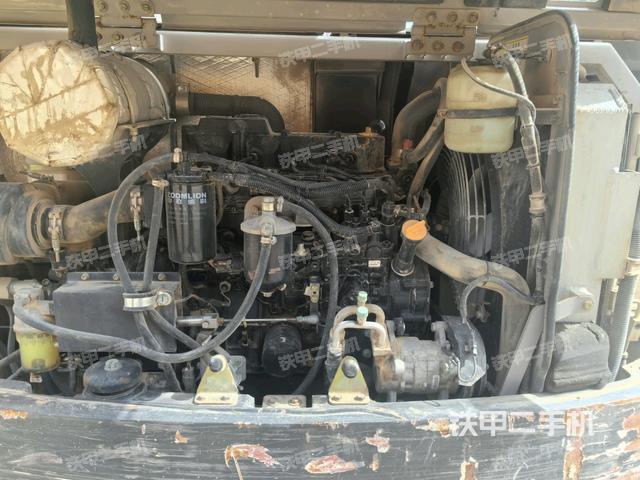 發(fā)動機(jī)室(上車部件) 發(fā)動機(jī)室(上車部件)