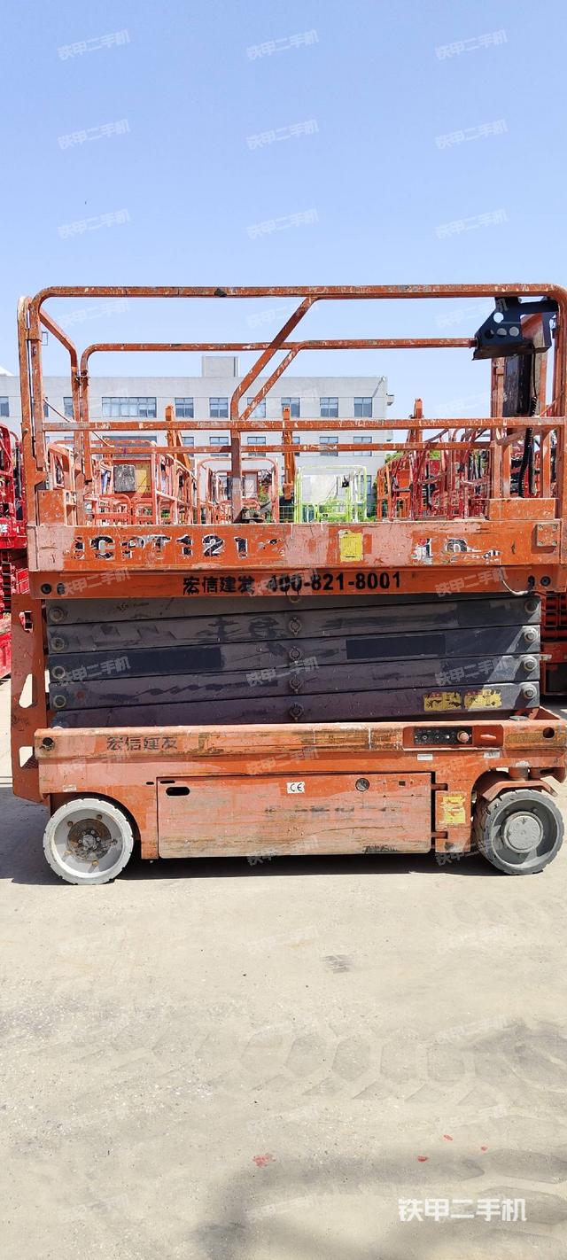 整機左側(cè)（設(shè)備外觀及核心部件）