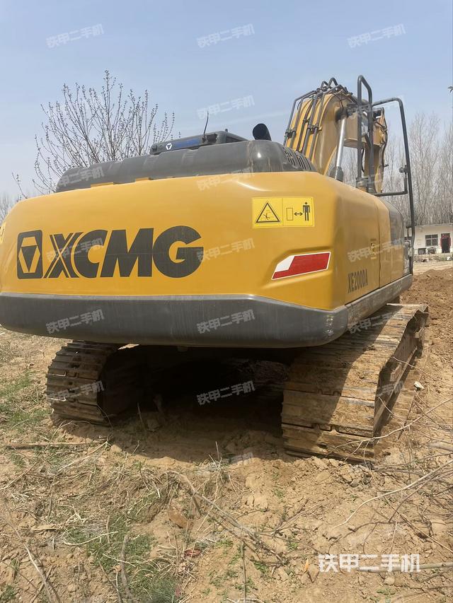 整機(jī)右后45°(整機(jī)外觀) 整機(jī)右后45°(整機(jī)外觀)