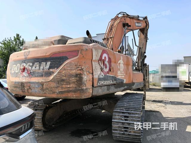 右后45(整機外觀) 右后45(整機外觀)