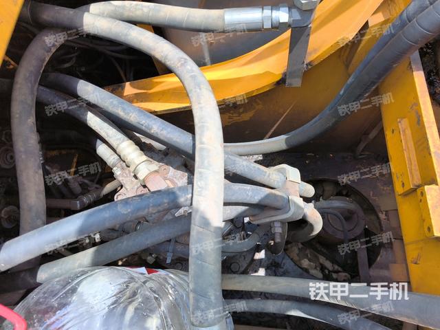 中央回轉(zhuǎn)接頭特寫(上車部件) 中央回轉(zhuǎn)接頭特寫(上車部件)