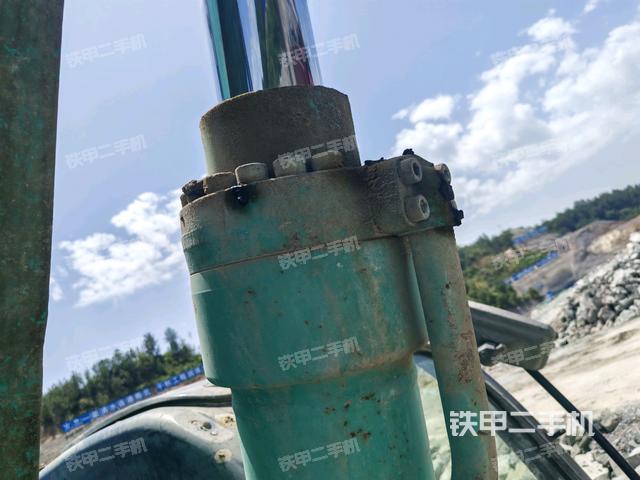 鏟斗45度(工作和回轉(zhuǎn)裝置) 鏟斗45度(工作和回轉(zhuǎn)裝置)