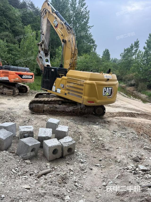 卡特彼勒新一代CAT?349 液壓挖掘機(jī)
