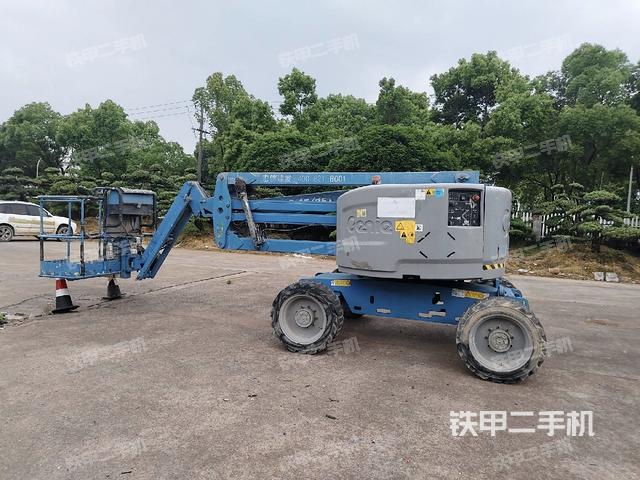 整机左侧（设备外观及核心部件）