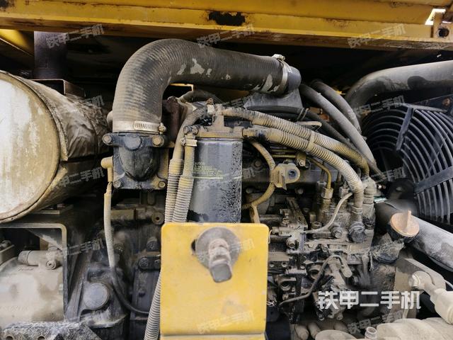 发动机室(上车部件) 发动机室(上车部件)