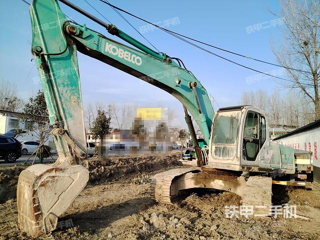 神鋼SK210LC挖掘機(jī)
