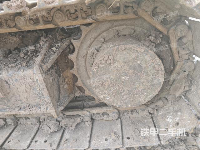 左驱动轮(行走机构) 左驱动轮(行走机构)