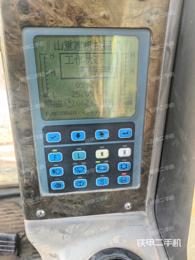 顯示屏?(駕駛室部分) 顯示屏?(駕駛室部分)