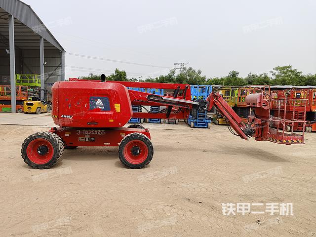 整機(jī)左側(cè)(設(shè)備外觀及核心部件) 整機(jī)左側(cè)(設(shè)備外觀及核心部件)
