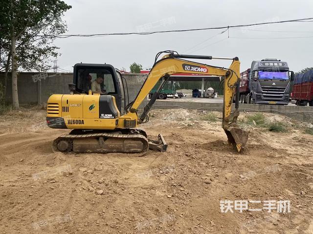 整機(jī)右后45°(整機(jī)外觀) 整機(jī)右后45°(整機(jī)外觀)