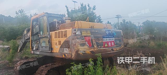 整机右后45°(整机外观) 整机右后45°(整机外观)