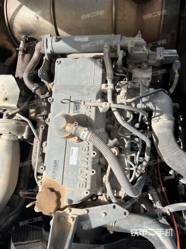 发动机整体俯视(整机外观) 发动机整体俯视(整机外观)