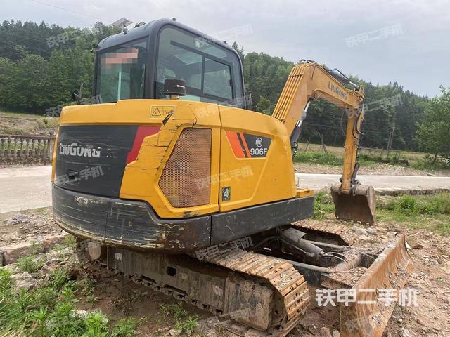 整机右后45°(整机外观) 整机右后45°(整机外观)