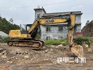 徐工XE135D挖掘機實拍圖片