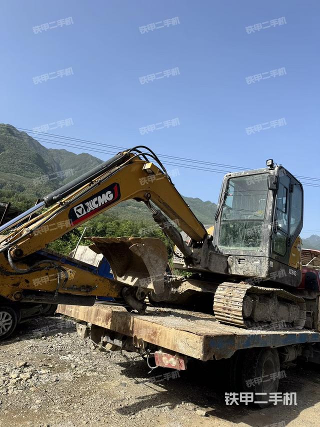 徐工XE60DA挖掘機(jī)