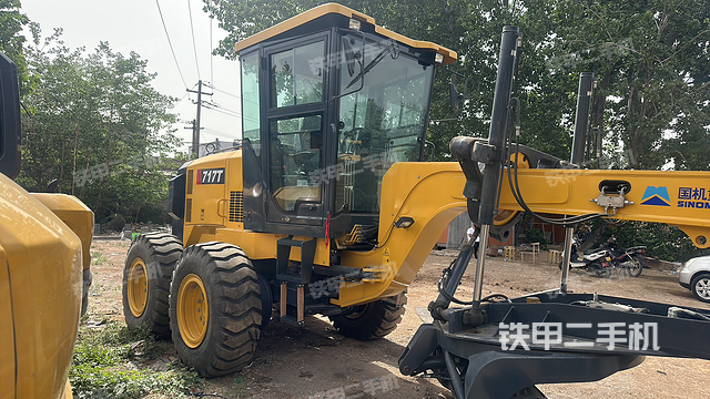 整機右側(cè)(設(shè)備外觀及核心部件) 整機右側(cè)(設(shè)備外觀及核心部件)