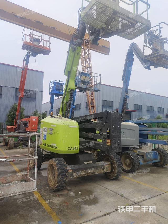 中聯(lián)重科ZA14J高空作業(yè)機(jī)械