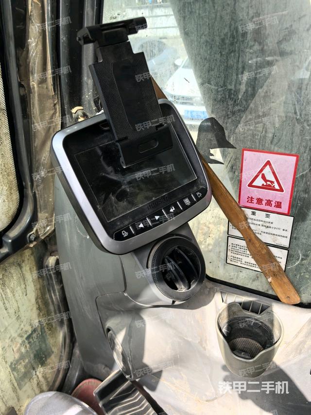 顯示屏?(駕駛室部分) 顯示屏?(駕駛室部分)