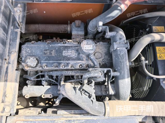 發(fā)動機室(上車部件) 發(fā)動機室(上車部件)