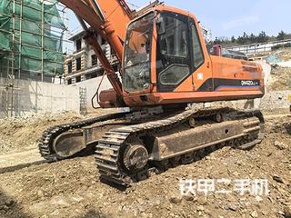 斗山DH370LC-9挖掘机实拍图片